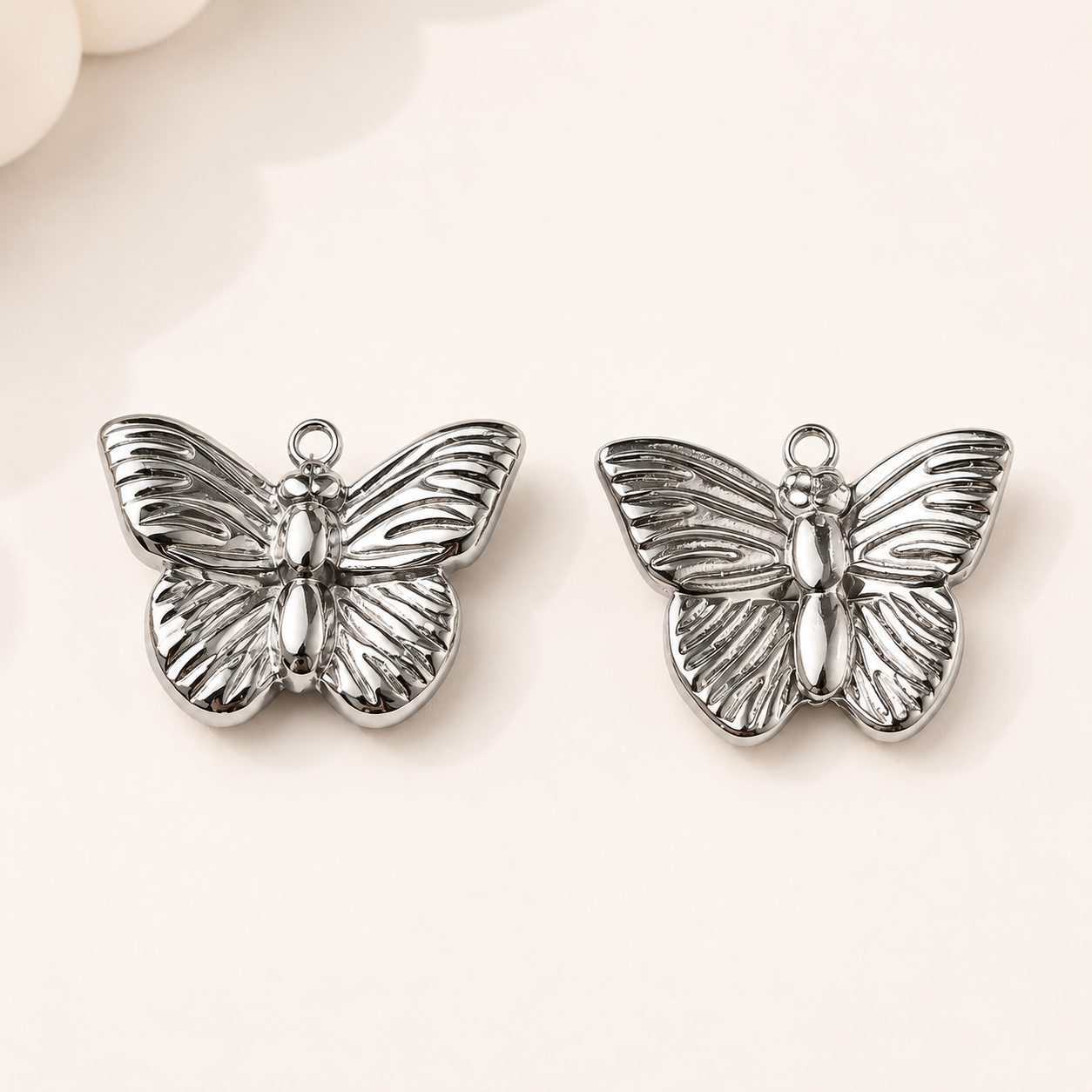 Luna Butterfly Pendant – 18 x 13mm