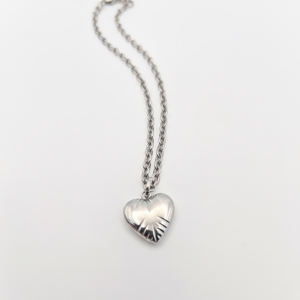 Amore Heart Pendant - 17x16mm