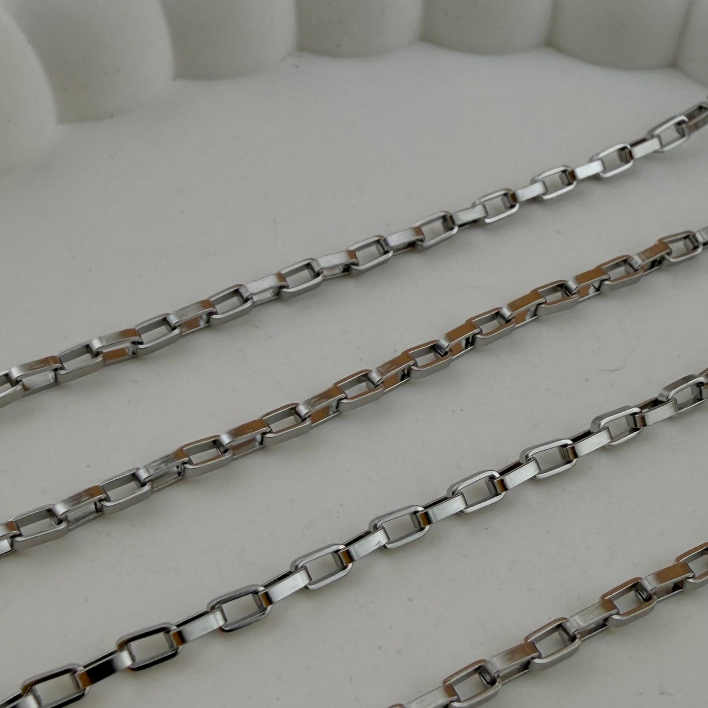 Venetian Box Chain - 4x2mm