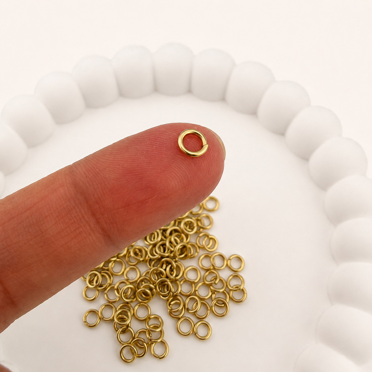 5mm • 18 Gauge - Gold Open Jump Rings (50/100 Packs)