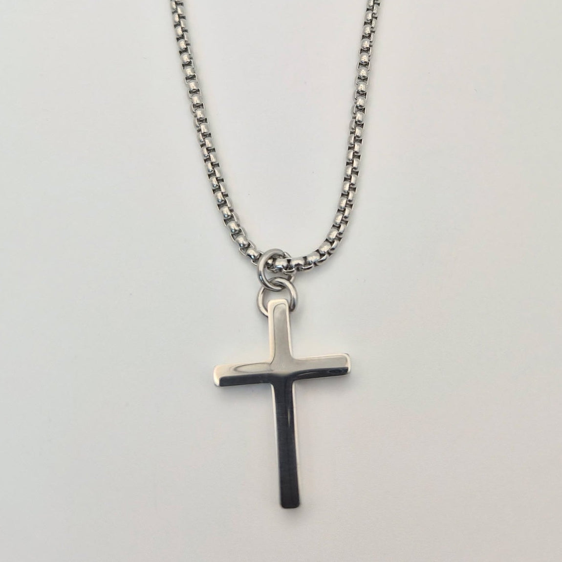 Forge Classic Cross Pendant – 29.5mm