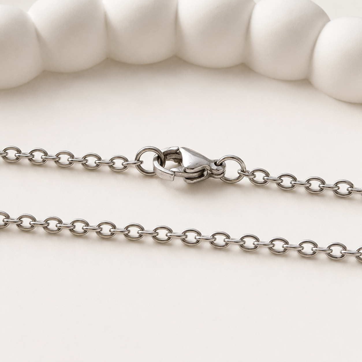 Minimal Cable Chain Necklace – Gold & Silver Finishes