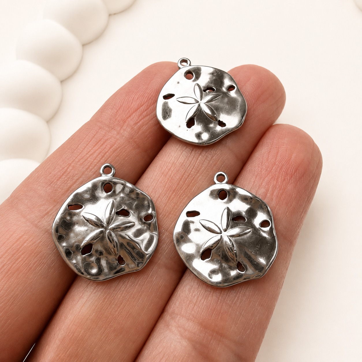 20mm Sand Dollar Charm