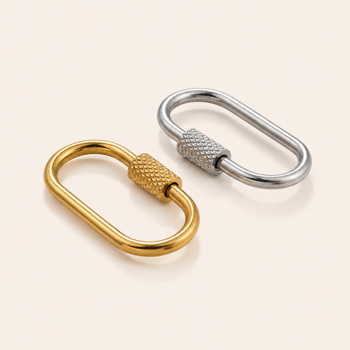 Oval Screw-Lock Charm Holder Carabiner – 21mm & 26mm