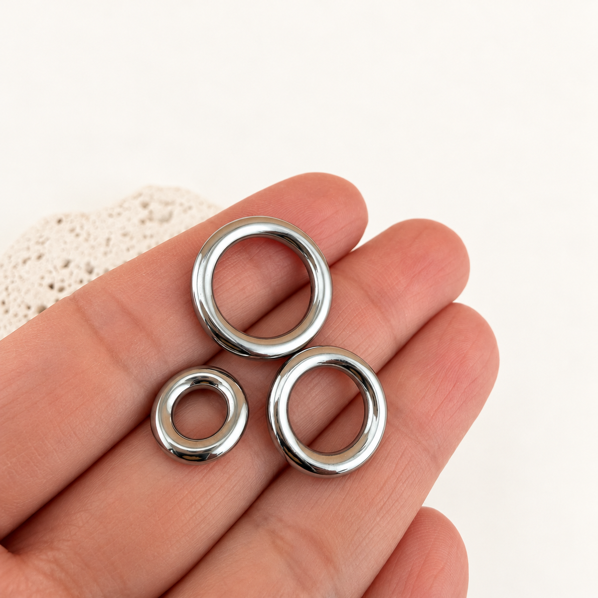 Thick Round Linking O Rings – Multiple Sizes